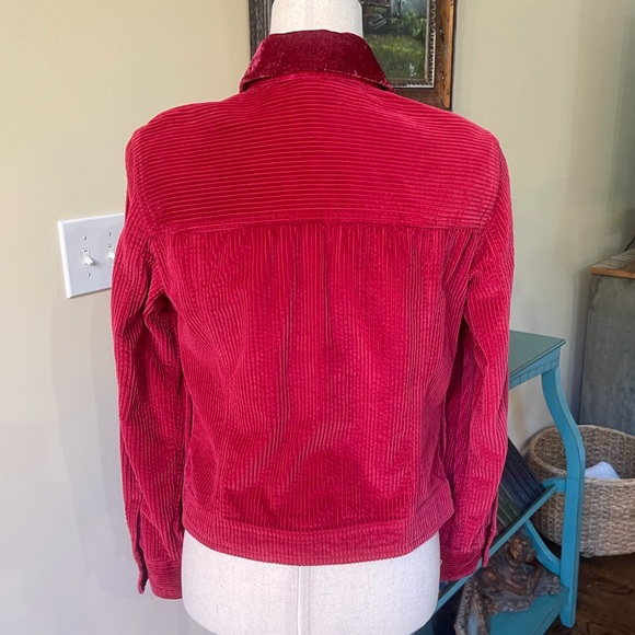 JJill Sz XS Red Large Wall Soft Corduroy with Crushed Velvet Collar Jean Jacket - Picture 4 of 6